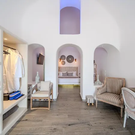 Angel Luxury Hotel Fira (Santorini)