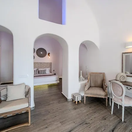 Angel Luxury Fira (Santorini)