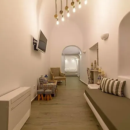 Otel Angel Luxury Fira (Santorini)