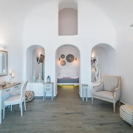 Hotel Angel Luxury Fira (Santorini)