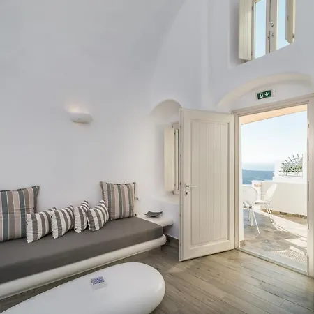 Angel Luxury Hotel