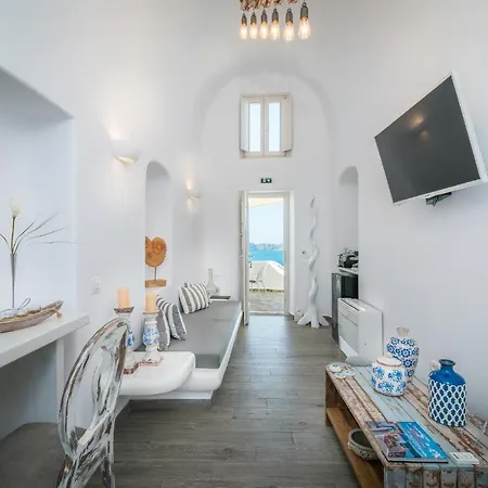 Hotel Angel Luxury Fira (Santorini)