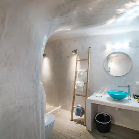 Angel Luxury Hotel