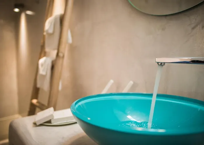 Angel Luxury Fira (Santorini)